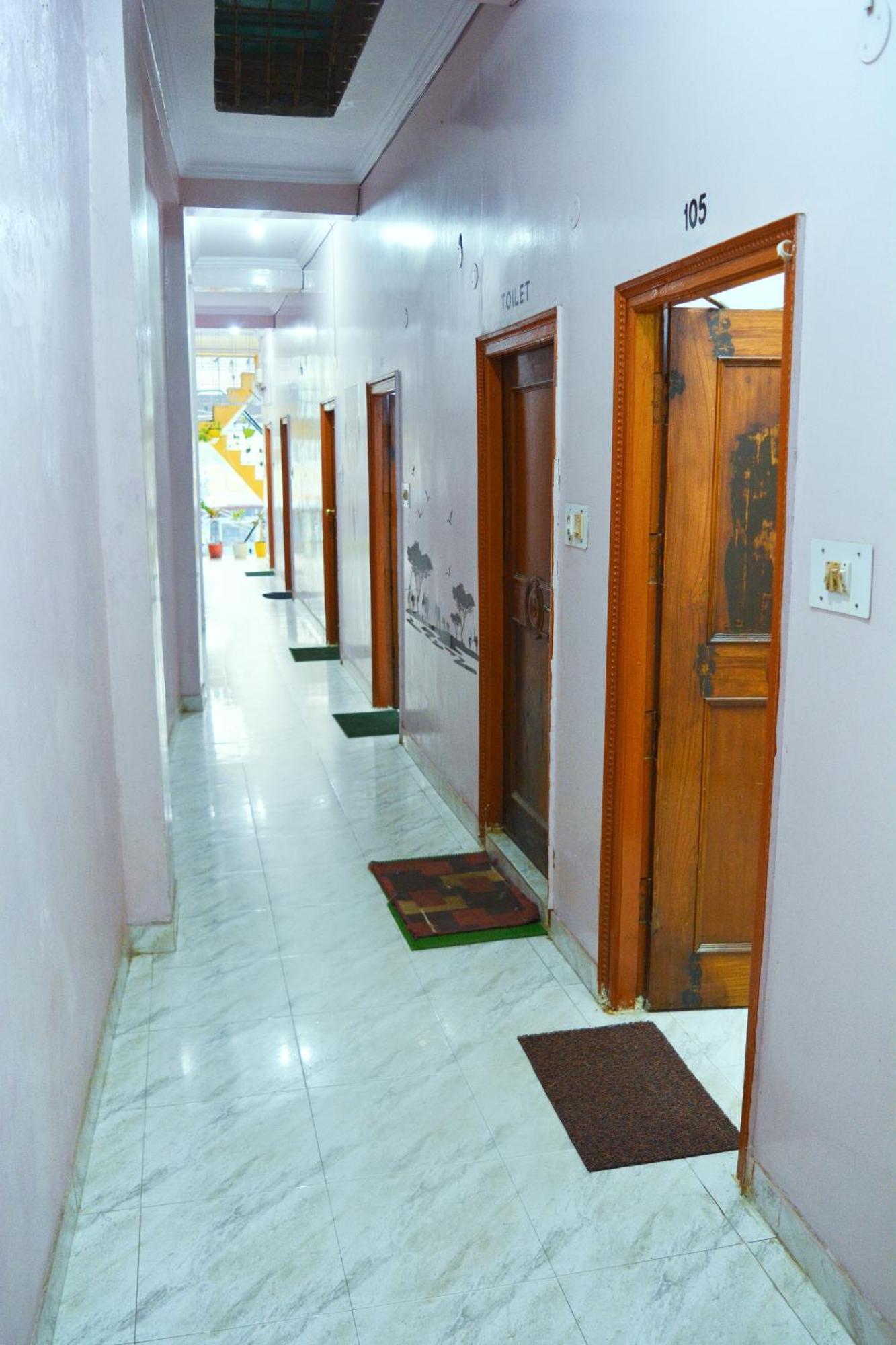 Hostel Shivshakti Khajurāho Exterior foto