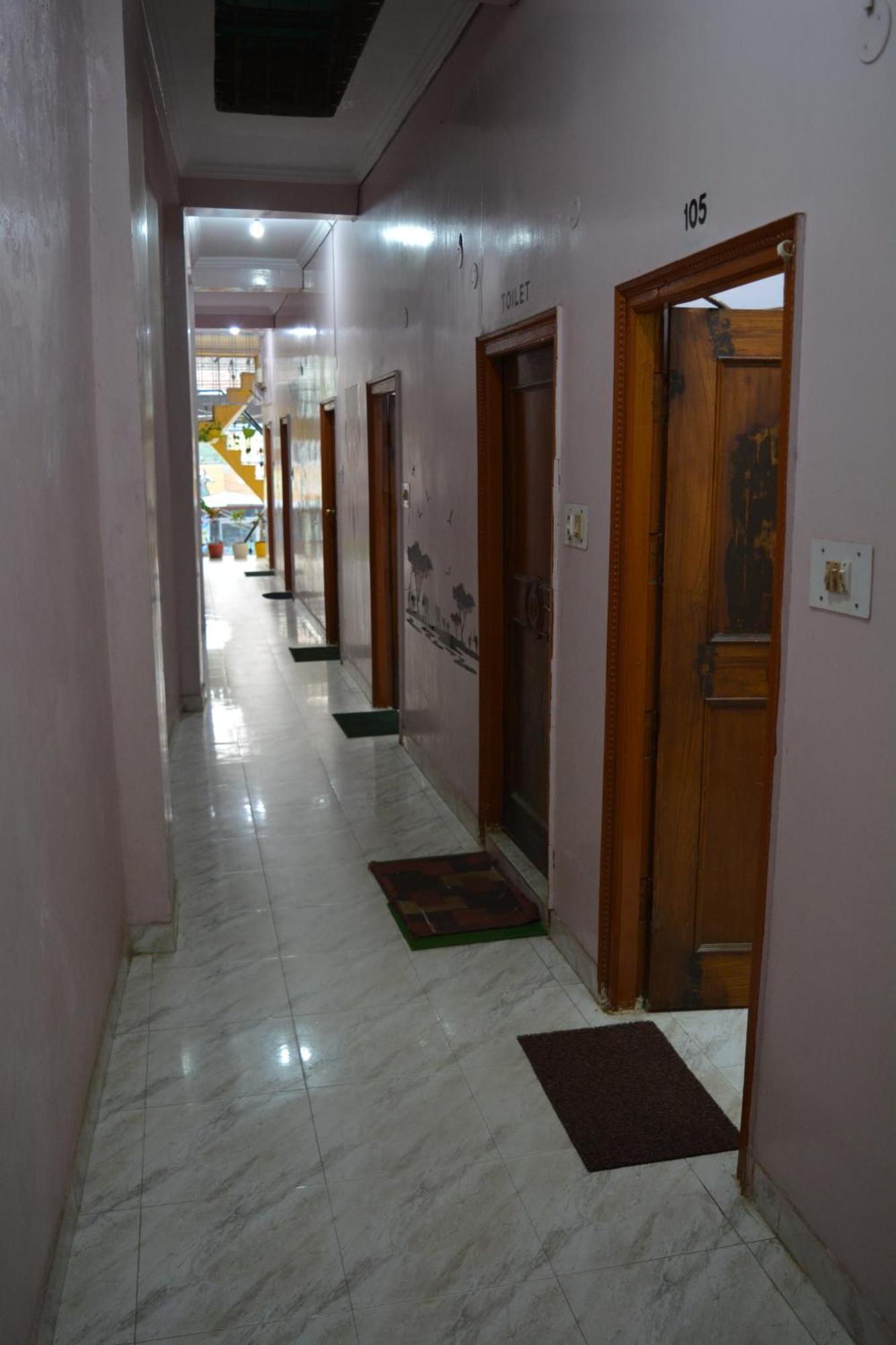 Hostel Shivshakti Khajurāho Exterior foto